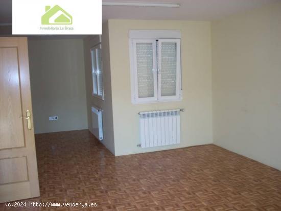 Chalet en venta en zona San Frontis - ZAMORA