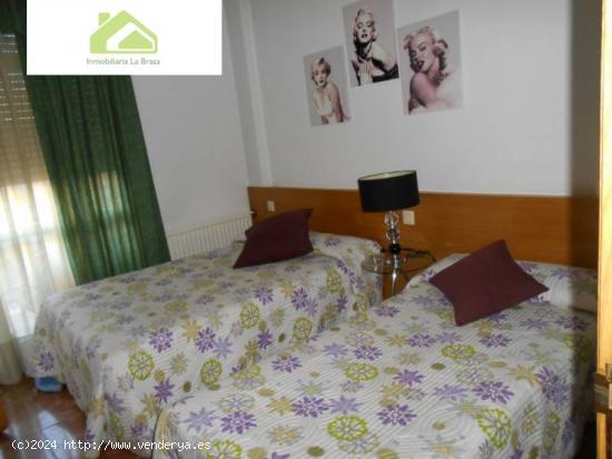 SE VENDE HOSTAL O PISO - ZAMORA