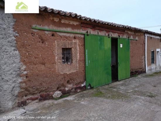  VENTA CASA SOLAR EN MONFARRACINOS - ZAMORA 