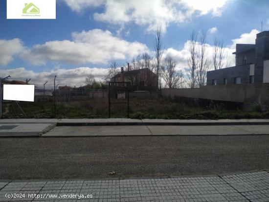 SOLAR EN VENTA EN EL ALTO SAN ISIDRO DE 600 m - ZAMORA