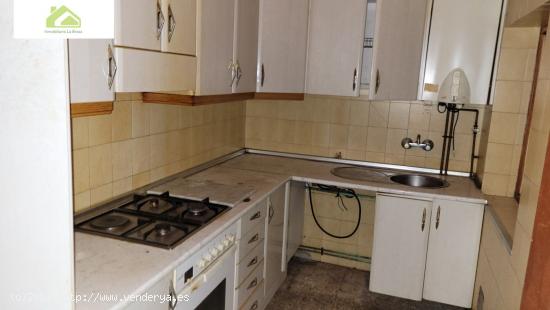  VENTA PISO/ACTIVO BANCARIO) ZONA SAN JOSE OBRERO - ZAMORA 