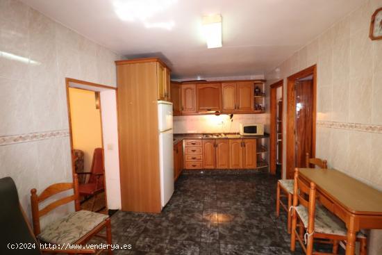 SE VENDE CASA CON PARCELA EN ZONA ABLA - ALMERIA