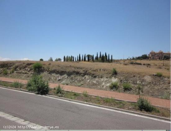 Parcelas varias diseminadas en la urbanización Pedro Verde, en la localidad de las Gabias - GRANADA