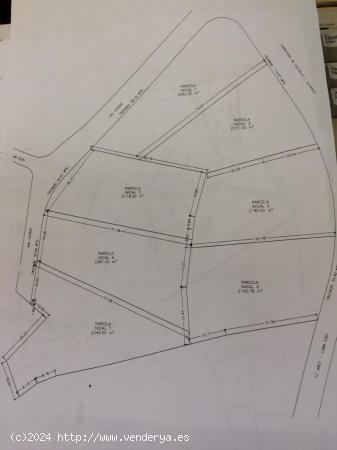  OPORTUNIDAD SOLAR URBANO IDONEO PARA CONSTRUCCION DE CHALETS MUY PROXIMO A ALICANTE - ALICANTE 