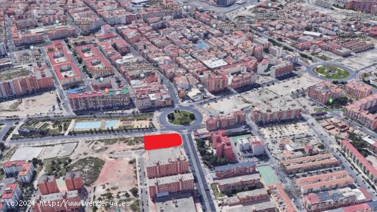 Sensacional Ubicación, visibilidad,  paso de gente, junto a gran zona residencial - ALICANTE