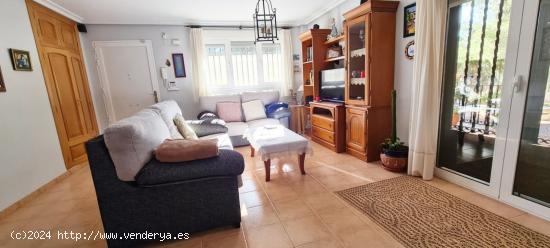 Chalet Urb Finca Terol TIBI - ALICANTE