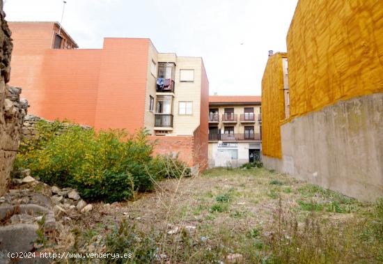 Urbis te ofrece un estupendo solar urbano en Villamayor, Salamanca. - SALAMANCA