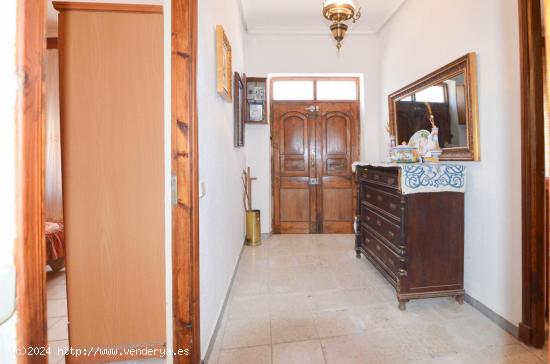 Urbis te ofrece una estupenda casa en venta en Hinojosa de Duero, Salamanca. - SALAMANCA