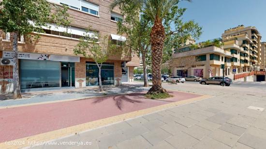 Local comercial en Juan Carlos I Zig Zag - MURCIA