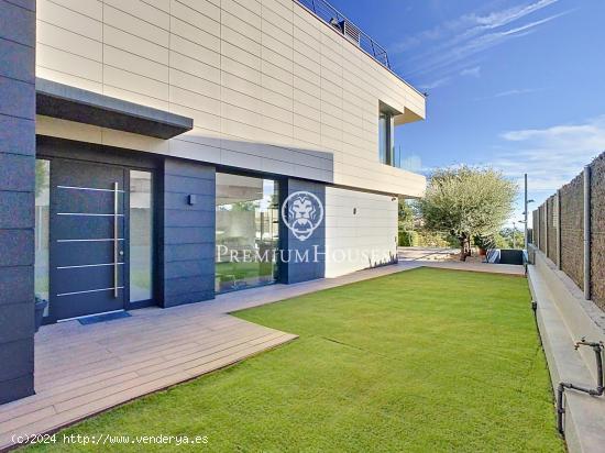 Casa de diseño con vistas al mar en Teià. - BARCELONA