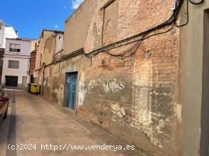 CASA DE DOBLE CASAL EN EL CENTRO DE TERRASSA PARA DERROCAR - BARCELONA