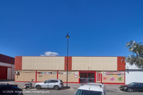 Nave comercial de 500m2 en casco urbano de Mijas Costa. - MALAGA