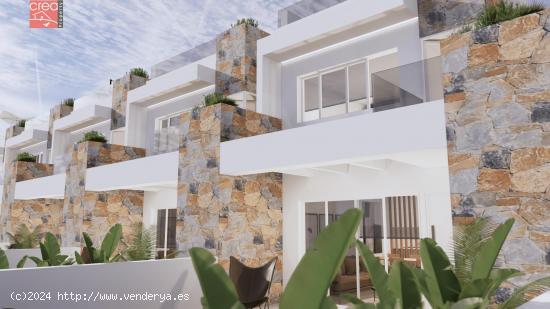 VILLAS DE LUJO 3 DORMITORIOS 2 BAÑOS Y PISCINA PRIVADA ORIHUELA COSTA - ALICANTE