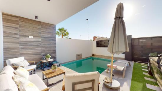 Villa Santiago de la Ribera: Tu Refugio de Lujo cerca del Mar - MURCIA