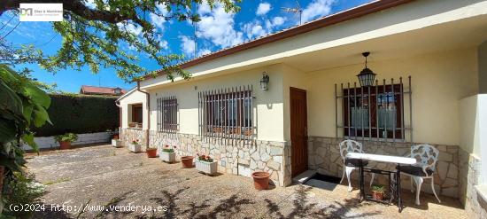  CASA DE RECREO EN LA URBANIZACION MONTESOL - LEON 