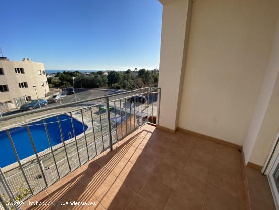 Piso de 2 habitaciones con terraza y pisicina - TARRAGONA