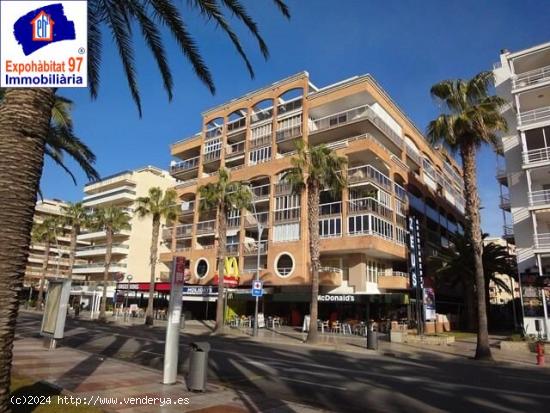 PRIMERA LINEA DE MAR CON GRAN TERRAZA ESQUINERA Y PISCINA - TARRAGONA