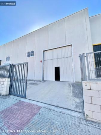 Nave en alquiler situada en el poligono del Oliveral Ribarroja del Turia - VALENCIA