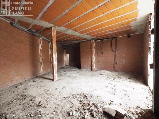 Local comercial en Paseo Ramon Ugena, de 75 m2 por solo 70.000 euros - CIUDAD REAL