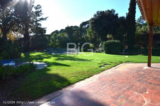 Villa de Lujo rodeada de naturaleza - BARCELONA