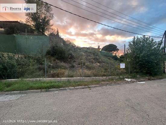 TERRENO DE 491m2 EN LA URBANIZACIÓN MAS REIXACH DE PALAFOLLS - BARCELONA