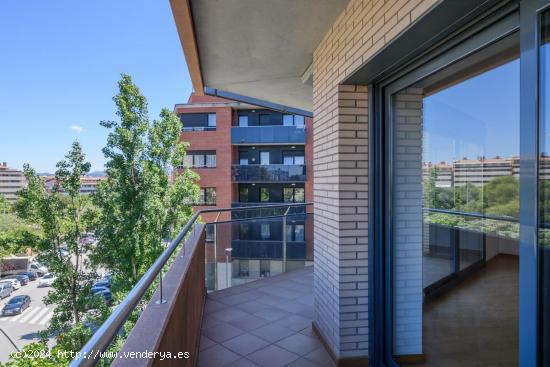 FANTASTICO PISO EN VENTA EN MANRESA - BARCELONA