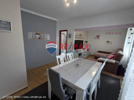 Chalet adosado en venta en Calle Abaixo, Coia, Vigo - PONTEVEDRA