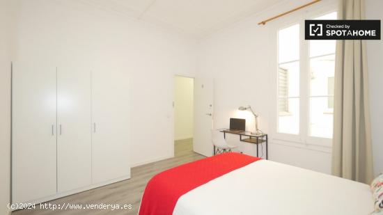 Cómoda habitación en alquiler en apartamento de 6 dormitorios en L'Esquerra de l'Eixample - BARCEL