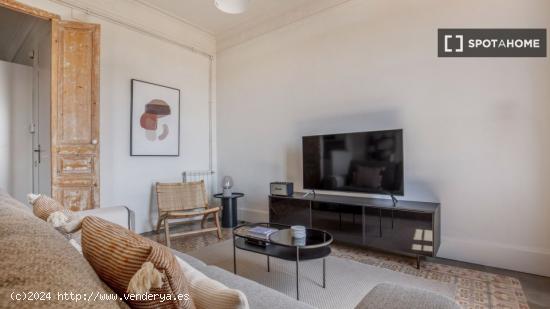 Apartamento de 2 dormitorios en alquiler en Barcelona - BARCELONA