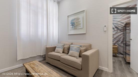 Apartamento de 2 habitaciones en Madrid - MADRID