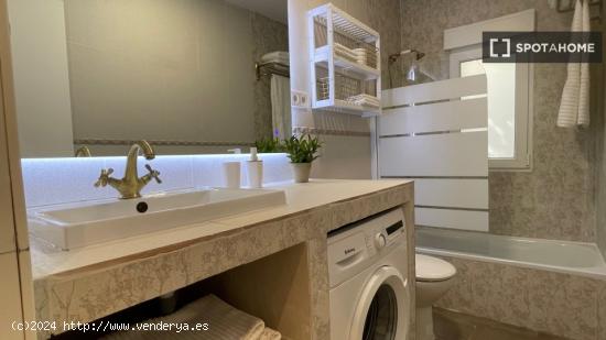 Apartamento de 3 dormitorios en alquiler en Tetuán - MADRID