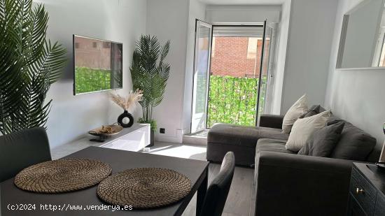 Apartamento de 2 dormitorios en alquiler en Madrid - MADRID