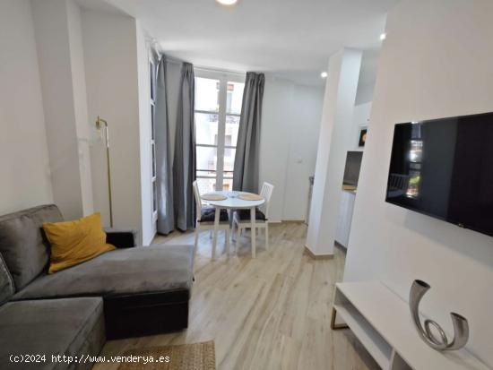 Apartamento de 1 dormitorio en alquiler en Eixample, Valencia - VALENCIA