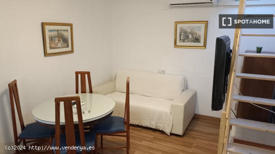 Apartamento de 2 habitaciones en alquiler en Rochelambert, Sevilla - SEVILLA