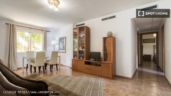 Apartamento de 2 habitaciones en alquiler en Poniente, Benidorm - ALICANTE