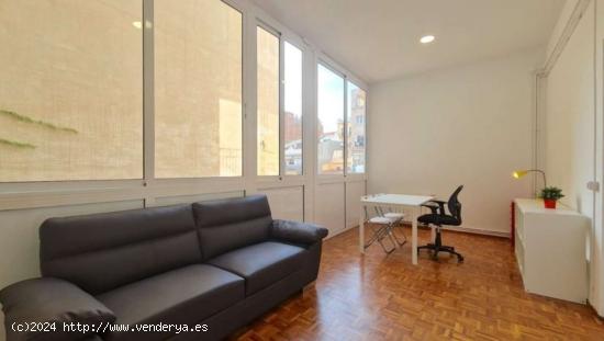  Apartamento entero de 2 dormitorios en Barcelona. - BARCELONA 