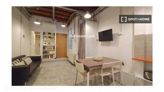 Apartamento entero de 2 dormitorios en Barcelona. - BARCELONA