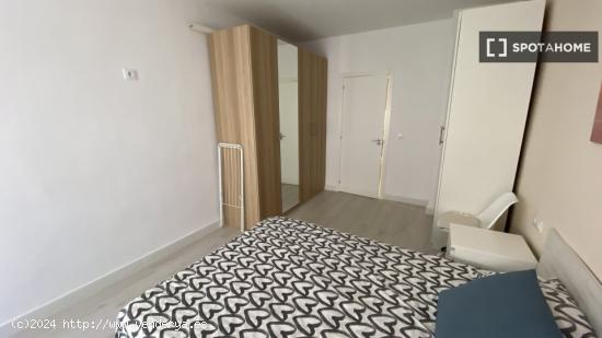 Habitación en piso compartido en valència - VALENCIA