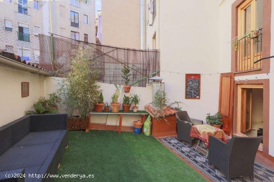 Apartamento de 1 dormitorio con terraza en Ciutat Vella, Barcelona - BARCELONA