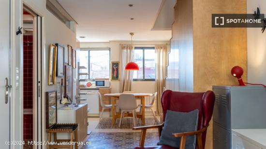 Estudio apartamento en alquiler en Ciutat Vella. - VALENCIA