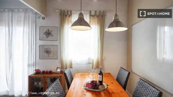 Apartamento entero de 2 dormitorios en Barcelona. - BARCELONA