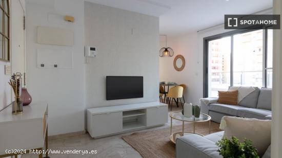 Apartamento de 2 dormitorios en alquiler en Valencia - VALENCIA