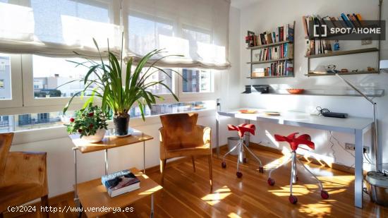 Se alquilan habitaciones en apartamento de 1 dormitorio en L'Eixample - BARCELONA