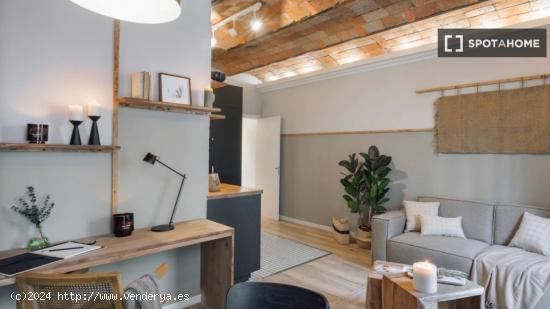 Apartamento de 2 dormitorios en alquiler en L'Eixample - BARCELONA