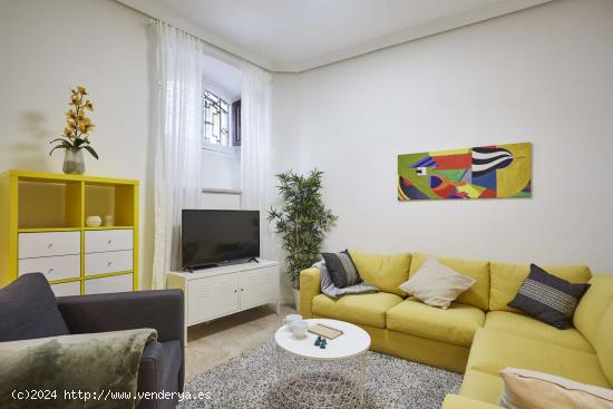 Apartamento de 2 dormitorios en alquiler en Madrid - MADRID