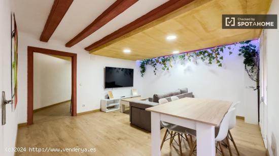 Amplio apartamento de 1 dormitorio en Barcelona - BARCELONA