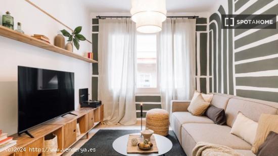 Apartamento de 3 dormitorios en alquiler en Barcelona - BARCELONA