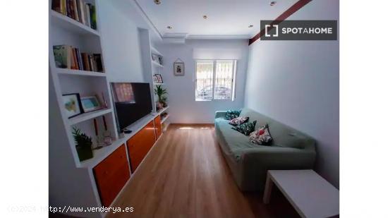 Piso de 3 habitaciones en alquiler en Valencia - VALENCIA