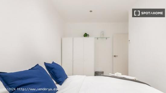 Habitaciones en alquiler en el apartamento de 5 dormitorios en Les Corts - BARCELONA