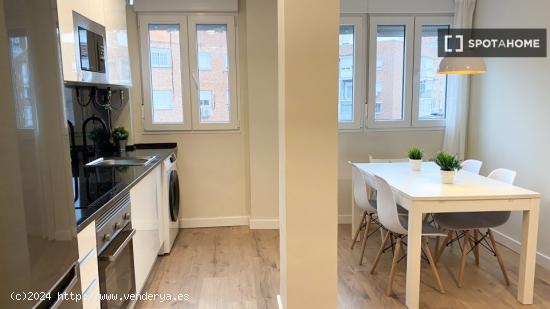 Apartamento de 3 habitaciones en alquiler en Madrid - MADRID